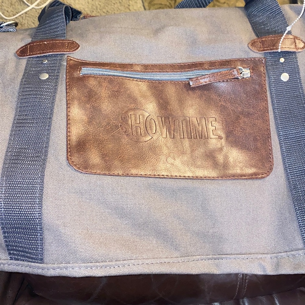 Field & Co duffel bag